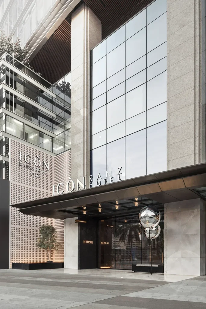 Icon Hotel