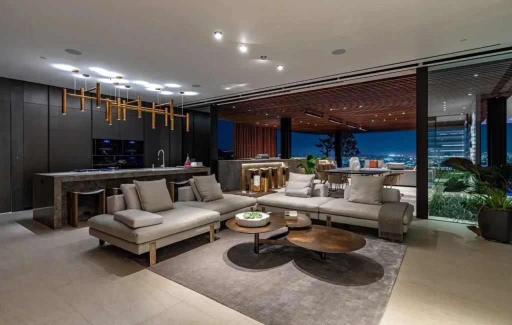 California Hilltop Residence · A Modern Minimalist Landmark