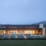 Carla House · A Panoramic Sanctuary Over Los Angeles